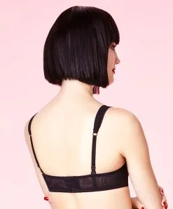 String Chantal Thomass De La Collection Encens'Moi Coloris Noir. 19 String Chantal Thomass De La Collection Encens'Moi Coloris Noir. -SOUTIEN-GORGE Soldes Boutique 0042 Soutien gorge Bandeau Mousse Noir Encens moi Chantal Thomass Dos.jpg