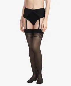 Bas Chantal Thomass Transparent 20D Motif Jarretière Siglée CT Et Rayures Opaques Horizontales, à Pointes Renforcées. 