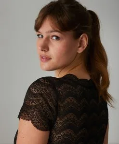 Simone Perele Body En Dentelle Sans Armatures Simone Pérèle Collection De Lingerie Permanente Karma Coloris Noir. -SOUTIEN-GORGE Soldes Boutique Body en dentelle sans armatures Simone Perele Karma noir 12V510 015 4