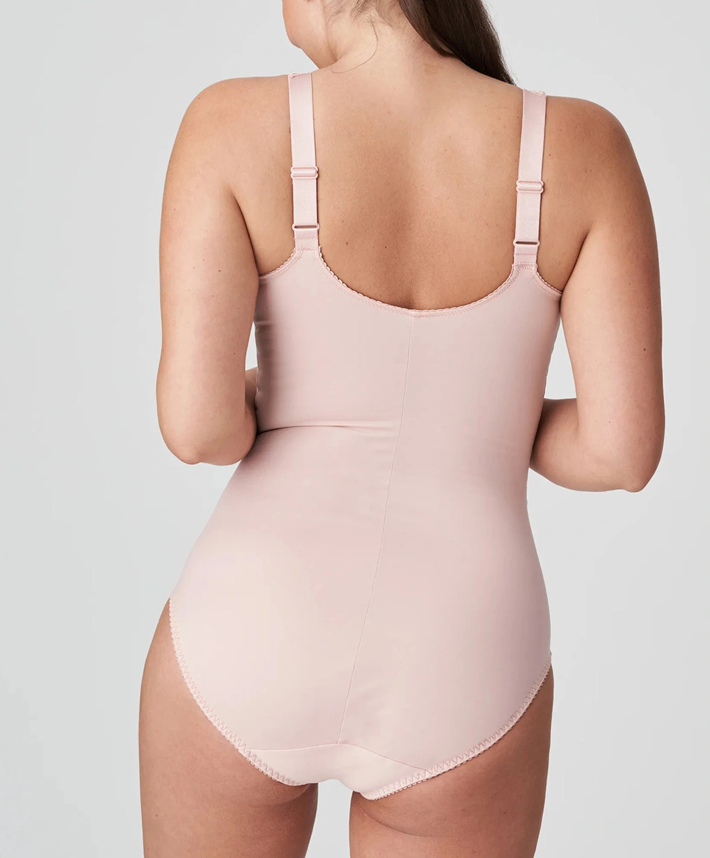 Body Galbant à Bonnets Emboitants Dentelle Collection Madison De Chez PrimaDonna En Coloris Rose Poudré. 5 Body Galbant à Bonnets Emboitants Dentelle Collection Madison De Chez PrimaDonna En Coloris Rose Poudré. – Image 3