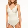 Body Invisible Collection Hedona De La Marque De Lingerie Chantelle, Coloris Ivoire. -SOUTIEN-GORGE Soldes Boutique Body invisible Chantelle Hedona ivoire nacre C20370 035 1