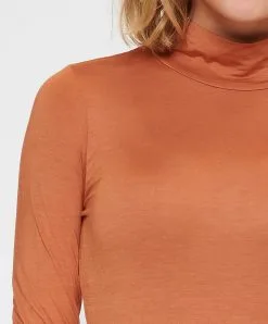 Body Manches Longues Caramel Col Haut Collection Nightwear De Chez Lingadore. 9 Body Manches Longues Caramel Col Haut Collection Nightwear De Chez Lingadore. -SOUTIEN-GORGE Soldes Boutique Body manches longues caramel Lingadore Lingadore nightwear cuir marron 1400BD 4 287 BRWN