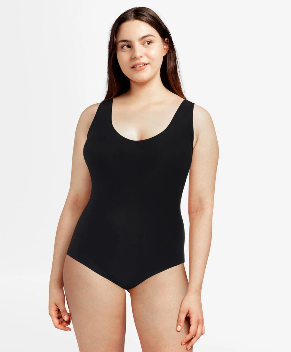 Body Paddé Noir à Pressions Collection Essentielle Soft Stretch De Chez Chantelle. 3 Body Paddé Noir à Pressions Collection Essentielle Soft Stretch De Chez Chantelle.