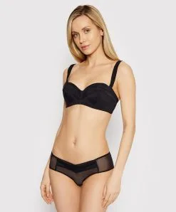 Shorty Chantal Thomass De La Collection Encens'Moi Coloris Beige Noir. -SOUTIEN-GORGE Soldes Boutique Boxer Encens moi Noir 011 Chantal Thomass T00450 011 203