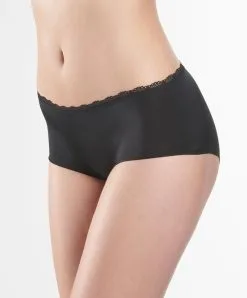 Boxer Collection Lingerie Lysessence Coloris Noir De Chez Aubade Paris.