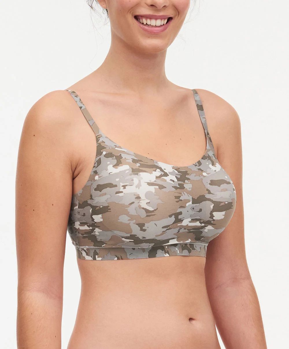 Bralette à Coques Bretelles Réglables Camouflage Invisible Collection Soft Stretch De Chez Chantelle Paris. 5 Bralette à Coques Bretelles Réglables Camouflage Invisible Collection Soft Stretch De Chez Chantelle Paris. – Image 3