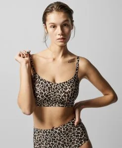 Bralette à Coques Bretelles Réglables Léopard Invisible Collection Soft Stretch De Chez Chantelle Paris. 