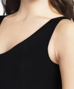 Brassière Paddée Col V Noire Invisible Collection Essentielle Soft Stretch De Chez Chantelle.  -SOUTIEN-GORGE Soldes Boutique Brassiere paddee col v Chantelle soft stretch noir C16A10 011 3
