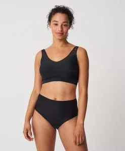 Brassière Paddée Dentelle Noire Invisible Collection Essentielle Soft Stretch De Chez Chantelle.  -SOUTIEN-GORGE Soldes Boutique Brassiere paddee dentelle Chantelle soft stretch noir C11G10 011 20