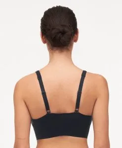 Bralette Invisible Magic Spacer Collection Essentielle Soft Stretch De Chez Chantelle. 10 Bralette Invisible Magic Spacer Collection Essentielle Soft Stretch De Chez Chantelle. -SOUTIEN-GORGE Soldes Boutique C16A50 011 SOFTSTRETCH SPACER BRALETTE BK