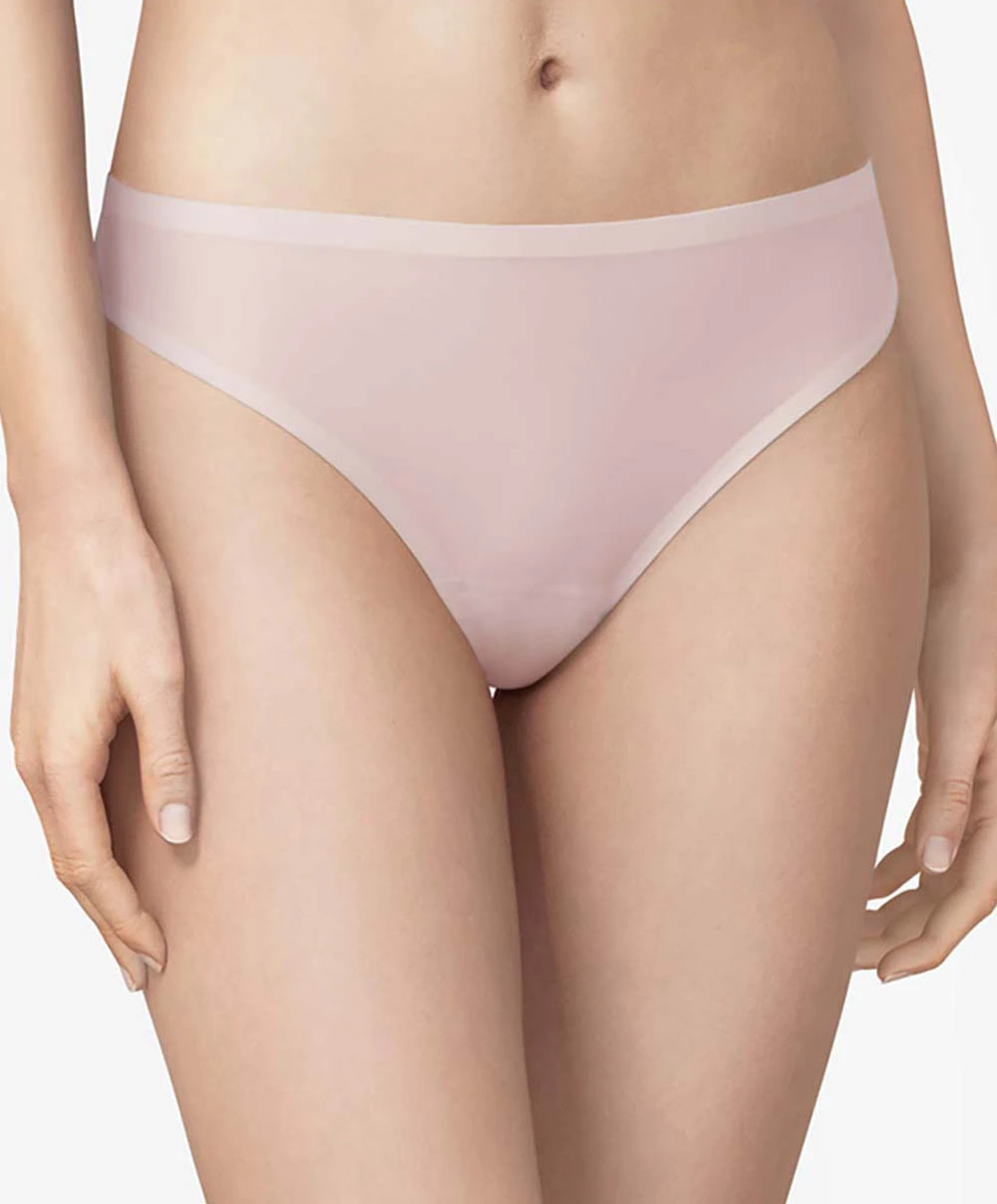 String Taille Basse Invisible Collection Essentielle Soft Stretch De Chez Chantelle. 3 String Taille Basse Invisible Collection Essentielle Soft Stretch De Chez Chantelle.