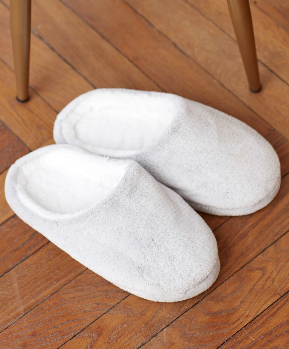Chaussons Fourrés Bas Type "mules" Thème OPALE De Chez Dodo Homewear. 2 Chaussons Fourrés Bas Type "mules" Thème OPALE De Chez Dodo Homewear.
