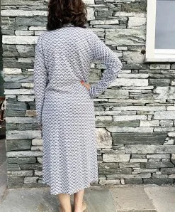 Chemise De Nuit Canat Modèle Nova 07 BIS. 7 Chemise De Nuit Canat Modèle Nova 07 BIS. -SOUTIEN-GORGE Soldes Boutique Chemise de nuit Canat nova07BIS ecru 2