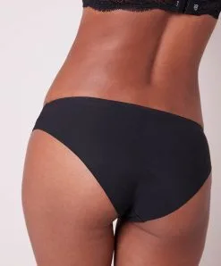 Simone Perele Culotte En Coton Simone Pérèle De La Ligne De Lingerie Permanente Eden, Coloris Noir. -SOUTIEN-GORGE Soldes Boutique Culotte en coton Simone Perele Eden noir 12E727 015 2