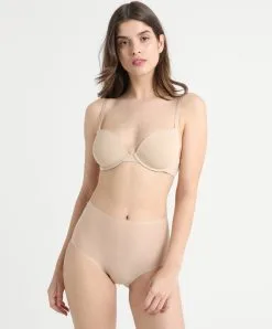 Culotte Taille Haute Chair Invisible Collection Essentielle Soft Stretch De Chez Chantelle.   -SOUTIEN-GORGE Soldes Boutique Culotte haute Chantelle soft stretch chair C26470 0WU ensemble