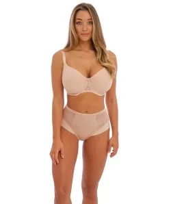 Culotte Haute Dos Opaque Collection Envisage De Chez Fantasie Par La Maison De Lingerie Wacoal, Coloris Natural Beige. -SOUTIEN-GORGE Soldes Boutique Culotte haute dos opaque Fantasie Envisage natural beige chair FL6918 NAE 12