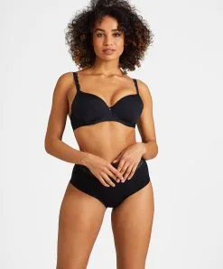 Culotte Haute Collection Lingerie Quotidienne Sweetessence Coloris Noir De Chez Aubade Paris. -SOUTIEN-GORGE Soldes Boutique Culotte haute sweetessence black Aubade noir IK24 NOIR 4