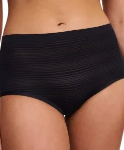 Culotte Haute à Rayures Texturées Collection Soft Stretch Stripes Coloris Noir De Chez Chantelle Paris.  -SOUTIEN-GORGE Soldes Boutique Culotte taille haute Chantelle soft stretch stripes noir C20D70 011 503