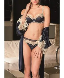 Déshabillé En Soie Splendeur Soie De Chez Lise Charmel. -SOUTIEN-GORGE Soldes Boutique Deshabille en soie Lise Charmel Splendeur Soie Bleu marine ALC2080 SM fashion