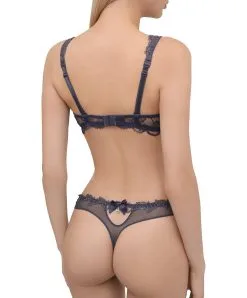 Tanga Super Sexy Lise Charmel Collection Soir De Venise Coloris Gris Venise GV (8148).  -SOUTIEN-GORGE Soldes Boutique Mini string Lise Charmel Soir de Venise Gris venise ACA0903 GV 1002