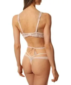 Mini-string Sexy De La Nouvelle Ligne De Lingerie Sexy Rose De Venise Par Lise Charmel. -SOUTIEN-GORGE Soldes Boutique Mini string sexy Lise Charmel Rose de Venise desir venise rose poudre ACH0921 DV 104