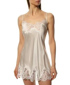 Babydoll Nuisette En Soie Lise Charmel Collection Splendeur Soie Coloris écru Nacre (=ivoire).