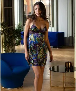 Nuisette Charme De La Collection Lingerie De Luxe Dentelle Cashmer Par Lise Charmel. 21 Nuisette Charme De La Collection Lingerie De Luxe Dentelle Cashmer Par Lise Charmel. -SOUTIEN-GORGE Soldes Boutique Nuisette charme Lise Charmel Dentelle cashmer emaux cashmer prune ALH1051 EC fashion 9