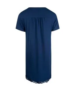 ANTIGEL DE LISE CHARMEL Nuisette Manches Courtes Collection Homewear Simply Perfect En Coloris Bleu Marine De Chez Antigel Par Lise Charmel. -SOUTIEN-GORGE Soldes Boutique Nuisette manches courtes Antigel de Lise Charmel Simply perfect bleu marine FNA1006 BM 102