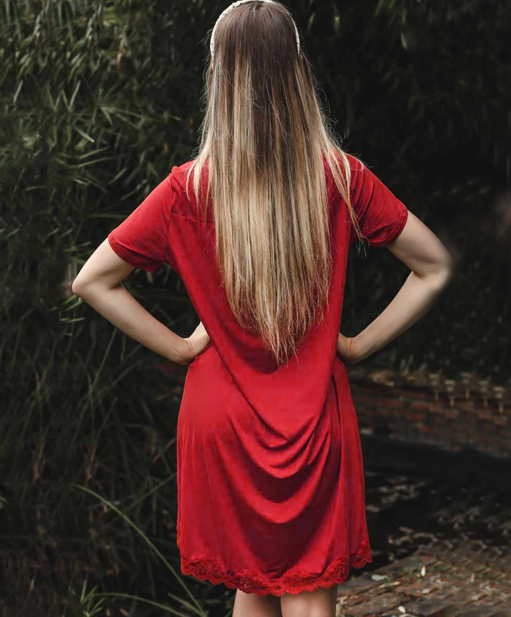 ANTIGEL DE LISE CHARMEL Nuisette Manches Courtes Collection Homewear Simply Perfect En Coloris Rouge Capucine De Chez Antigel Par Lise Charmel. 6 ANTIGEL DE LISE CHARMEL Nuisette Manches Courtes Collection Homewear Simply Perfect En Coloris Rouge Capucine De Chez Antigel Par Lise Charmel. – Image 4