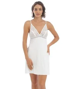 Nuisette Sexy De La Nouvelle Collection De Lingerie Blance Raffiné De Chez Wacoal.
