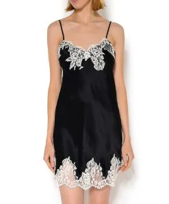 Nuisette En Soie Lise Charmel De La Collection Splendeur Soie. 9 Nuisette En Soie Lise Charmel De La Collection Splendeur Soie. -SOUTIEN-GORGE Soldes Boutique Nuisette soie charme Lise Charmel Splendeur Soie noir ALC1080 SN face 2