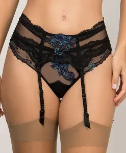 Porte-jarretelles Ultra-sexy En Dentelle De Calais Collection Nuit Élégance De La Marque De Lingerie Française Lise Charmel.