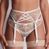 Porte-jarretelles Sexy Collection Trésor Infini De Chez Aubade, Coloris White Wind. -SOUTIEN-GORGE Soldes Boutique Porte jarretelles Tresor Infini white wind Aubade blanc et chair ID50 WHIW 501