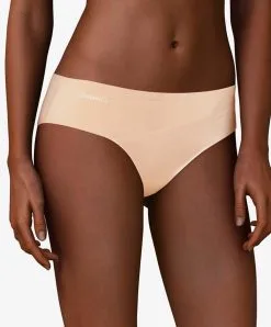 Shorty Invisible Collection Essentiall De La Marque De Lingerie Française Chantelle. -SOUTIEN-GORGE Soldes Boutique Shorty Chantelle essentiall beige dore C15G40 01N