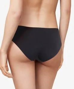 Shorty Invisible Collection Essentiall De La Marque De Lingerie Française Chantelle. -SOUTIEN-GORGE Soldes Boutique Shorty Chantelle essentiall noir C15G40 011 1