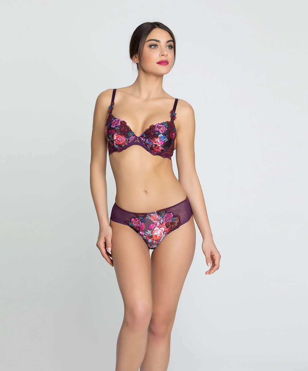 LISE CHARMEL Shorty Collection Aveu En Fleurs, Coloris Aveu Pétale (=prune). 8 LISE CHARMEL Shorty Collection Aveu En Fleurs, Coloris Aveu Pétale (=prune). – Image 6