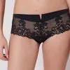 Simone Perele Shorty Noir Collection Saga De Chez Simone Pérèle Forme Bandeau Pour Un Look Rétro-chic Sophistiquée !