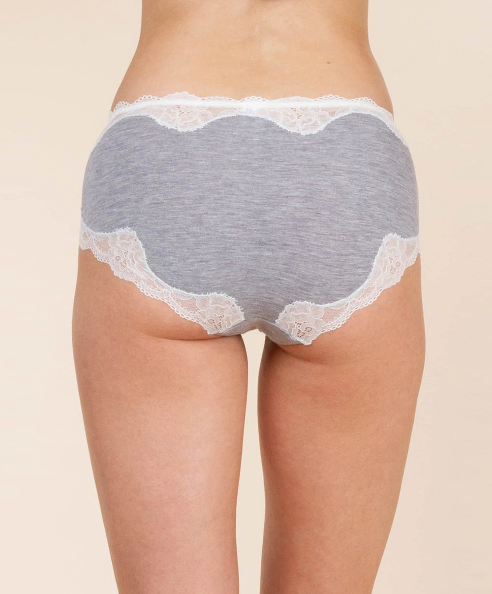 ANTIGEL DE LISE CHARMEL Shorty Bien-être Collection Homewear Simply Perfect En Coloris Chiné Gris De Chez Antigel Par Lise Charmel. 4 ANTIGEL DE LISE CHARMEL Shorty Bien-être Collection Homewear Simply Perfect En Coloris Chiné Gris De Chez Antigel Par Lise Charmel. – Image 2