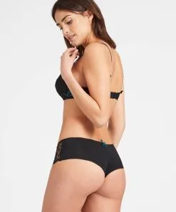 Shorty Aubade De La Collection Lingerie Fièvre Andalouse. 10 Shorty Aubade De La Collection Lingerie Fièvre Andalouse. -SOUTIEN-GORGE Soldes Boutique Shorty fievre andalouse Aubade lapis lazuli QC70 LPLA 2