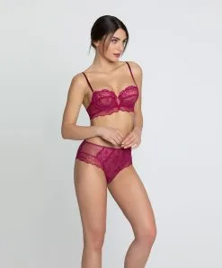Shorty Grande Taille Sublime En Dentelle De La Marque De Lingerie Française Lise Charmel, Coloris Fuchsia Sublime. -SOUTIEN-GORGE Soldes Boutique Shorty grande taille Lise Charmel Sublime en dentelle fuchsia BCH0413 FS 6