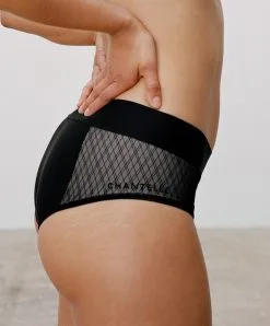 Shorty Sculptant Invisible Collection Smooth Lines De La Marque De Lingerie Chantelle, Coloris Noir Et Beige. -SOUTIEN-GORGE Soldes Boutique Shorty invisible sculptant Chantelle Smooth Lines noir beige C11N40 0DS fashion 1