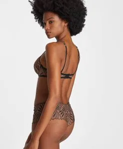 Shorty Aubade X Iris Van Herpen Collection Sensory Illusion. -SOUTIEN-GORGE Soldes Boutique Shorty sensory illusion Aubade golden leaves RC70 GLEA 3