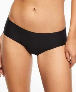 Shorty Taille Basse Noir Invisible Collection Essentielle Soft Stretch De Chez Chantelle.  -SOUTIEN-GORGE Soldes Boutique Shorty taille basse Chantelle soft stretch noir C26440 011 1