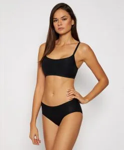 Shorty Taille Basse Noir Invisible Collection Essentielle Soft Stretch De Chez Chantelle.  -SOUTIEN-GORGE Soldes Boutique Shorty taille basse Chantelle soft stretch noir C26440 011 11