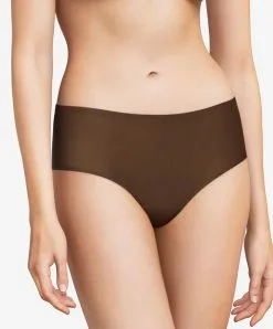Shorty Taille Basse Brun Invisible Collection Essentielle Soft Stretch De Chez Chantelle. 