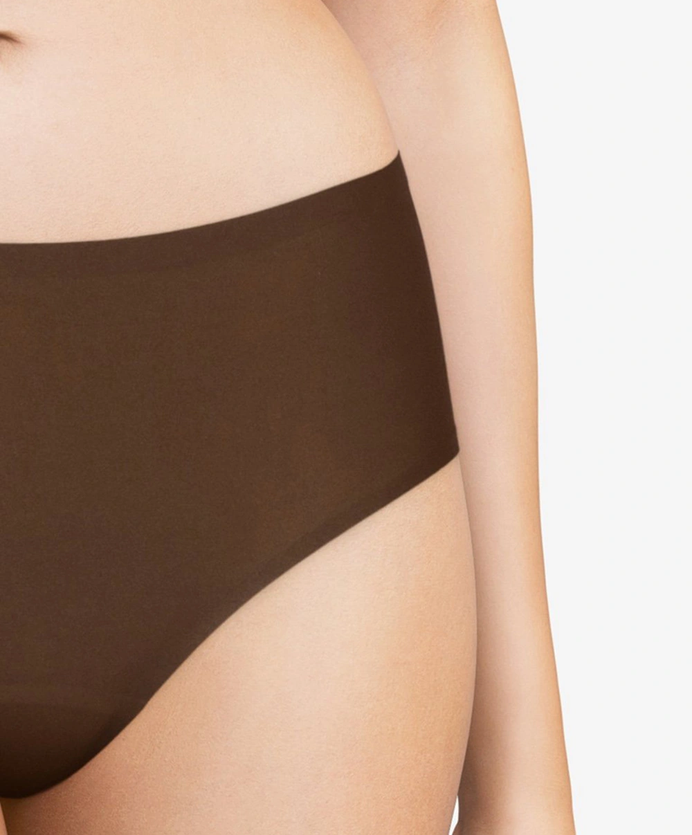 Shorty Taille Basse Brun Invisible Collection Essentielle Soft Stretch De Chez Chantelle. 5 Shorty Taille Basse Brun Invisible Collection Essentielle Soft Stretch De Chez Chantelle. – Image 3