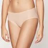 Shorty Taille Basse Chair Invisible Collection Essentielle Soft Stretch De Chez Chantelle.  -SOUTIEN-GORGE Soldes Boutique Shorty taille basse Chantelle soft stretch nude chair C26440 0WU 10