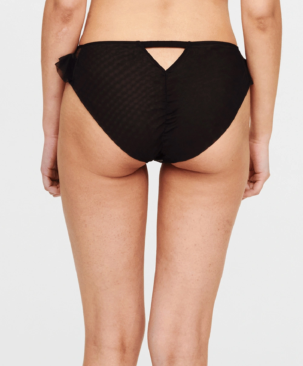 Slip Chantal Thomass De La Collection Lingerie Sexy Abysse, Coloris Noir. 7 Slip Chantal Thomass De La Collection Lingerie Sexy Abysse, Coloris Noir. – Image 5