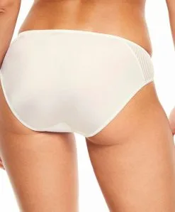 Slip Ivoire De La Collection De Lingerie Quotidienne Pont Neuf De Par Chantelle. -SOUTIEN-GORGE Soldes Boutique Slip Chantelle Pont Neuf ivoire nacre C13830 035 3