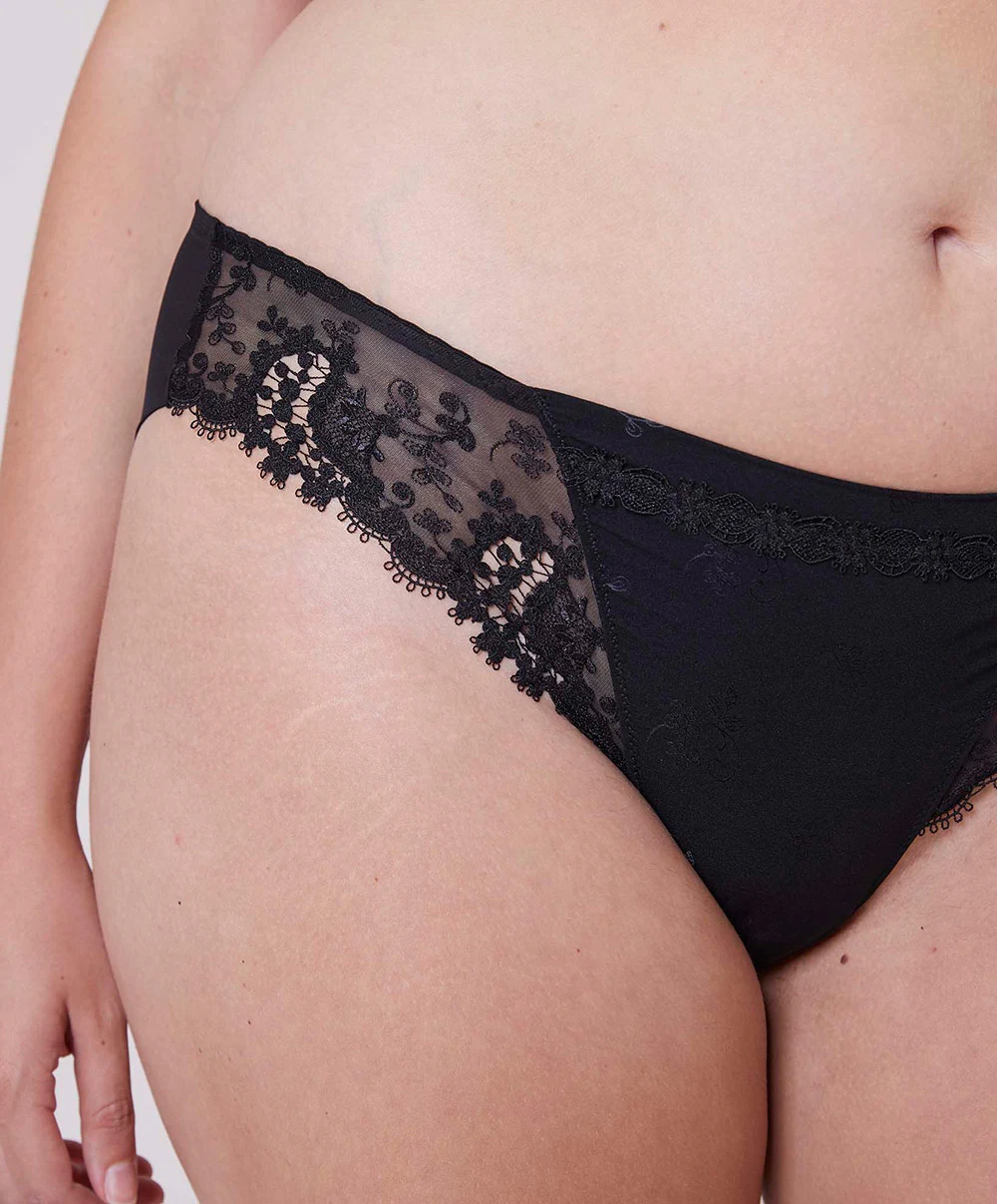 Simone Perele Slip Collection Wish Coloris Noir De Chez Simone Pérèle. 17 Simone Perele Slip Collection Wish Coloris Noir De Chez Simone Pérèle. – Image 15